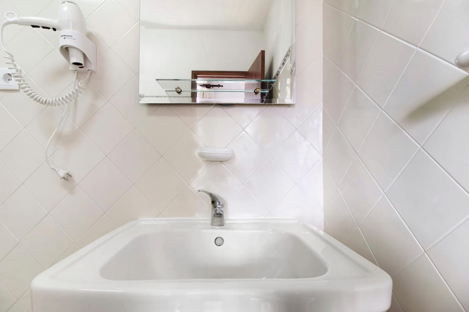 Bathroom, Living room