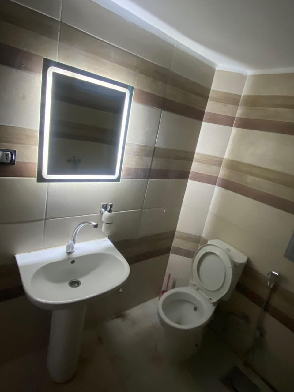 Toilet, Bathroom