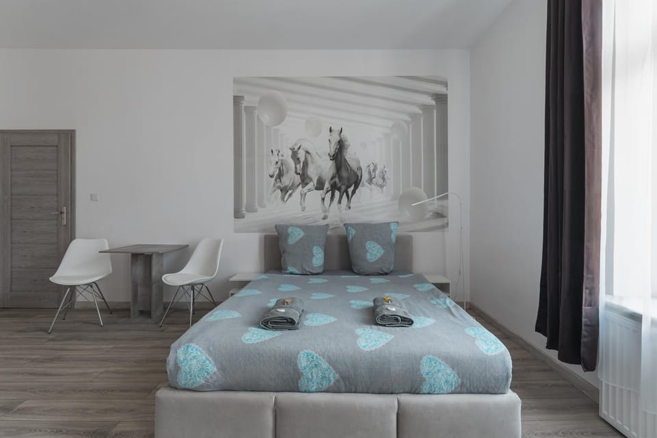Bed, Coffee/tea facilities, View (from property/room), Other, Photo of the whole room, Decorative detail, Decorative detail, Bedroom, heating, soundproof, towels