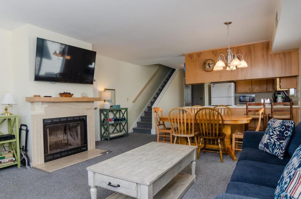 Ramsey East Unit by Bryant Real Estate House in Wrightsville Beach