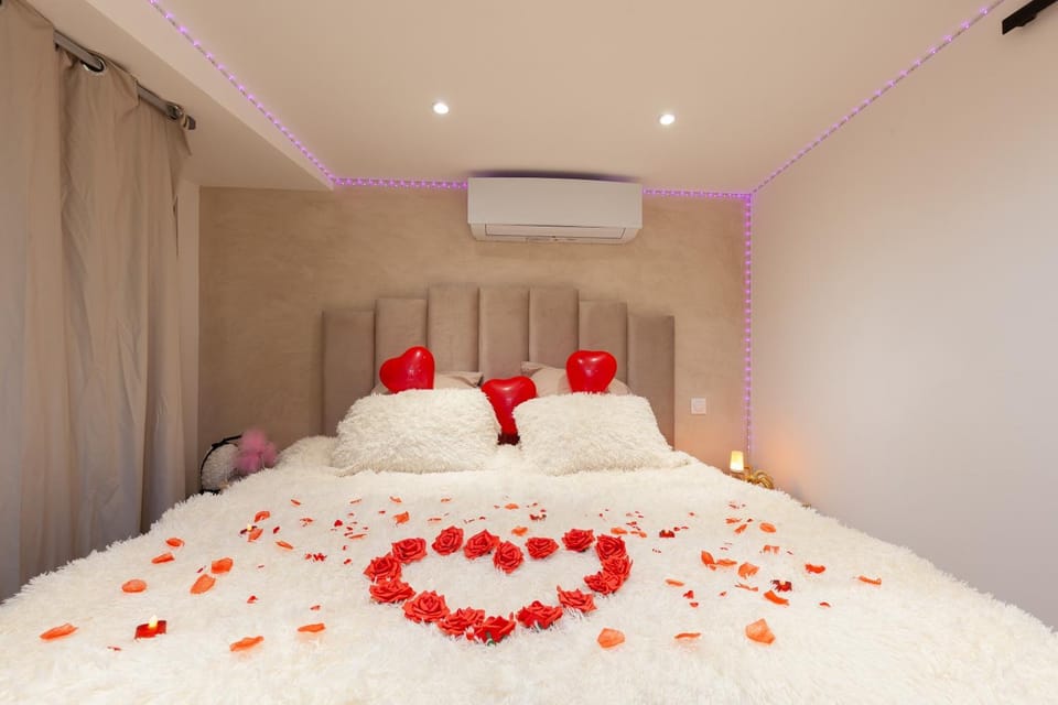Living room, Bedroom