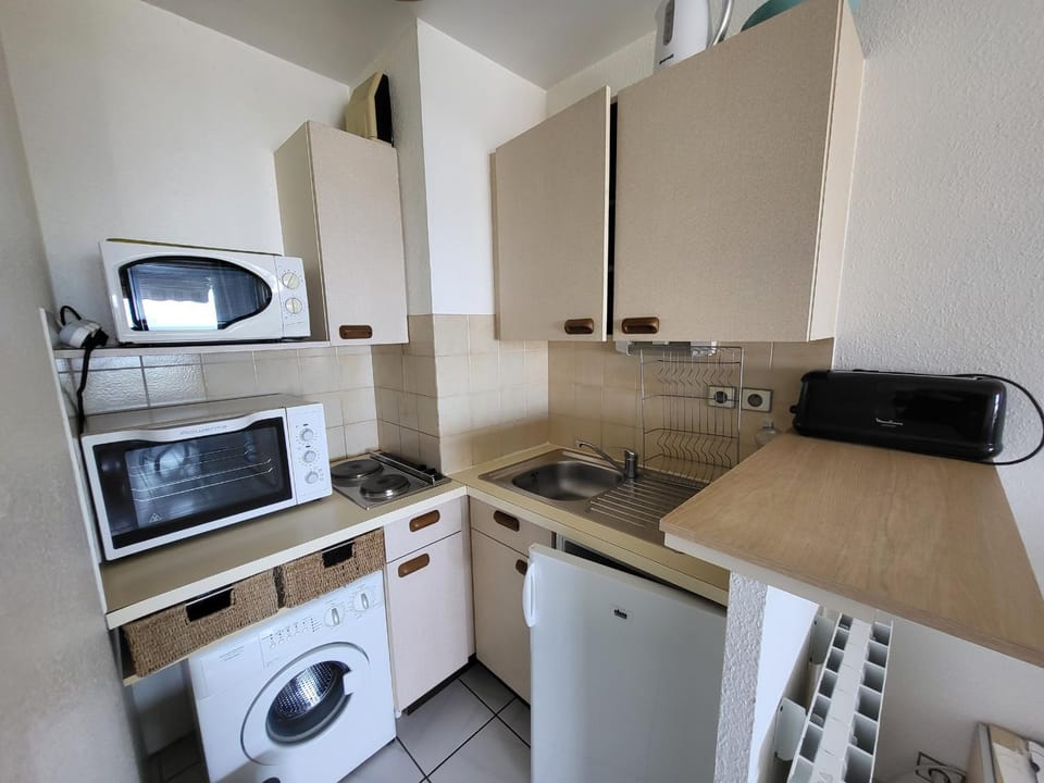 Studio Alcôve Confort face mer aux Sables-d'Olonne - FR-1-92-942 Apartment in Château-d'Olonne