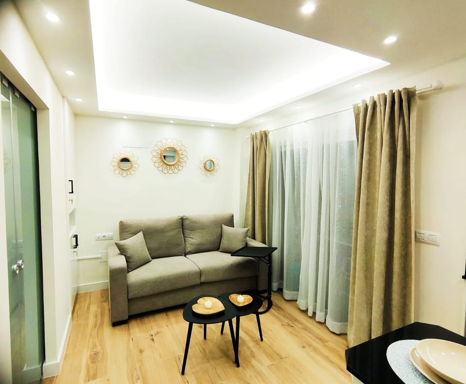 TV and multimedia, Living room, Seating area, heating