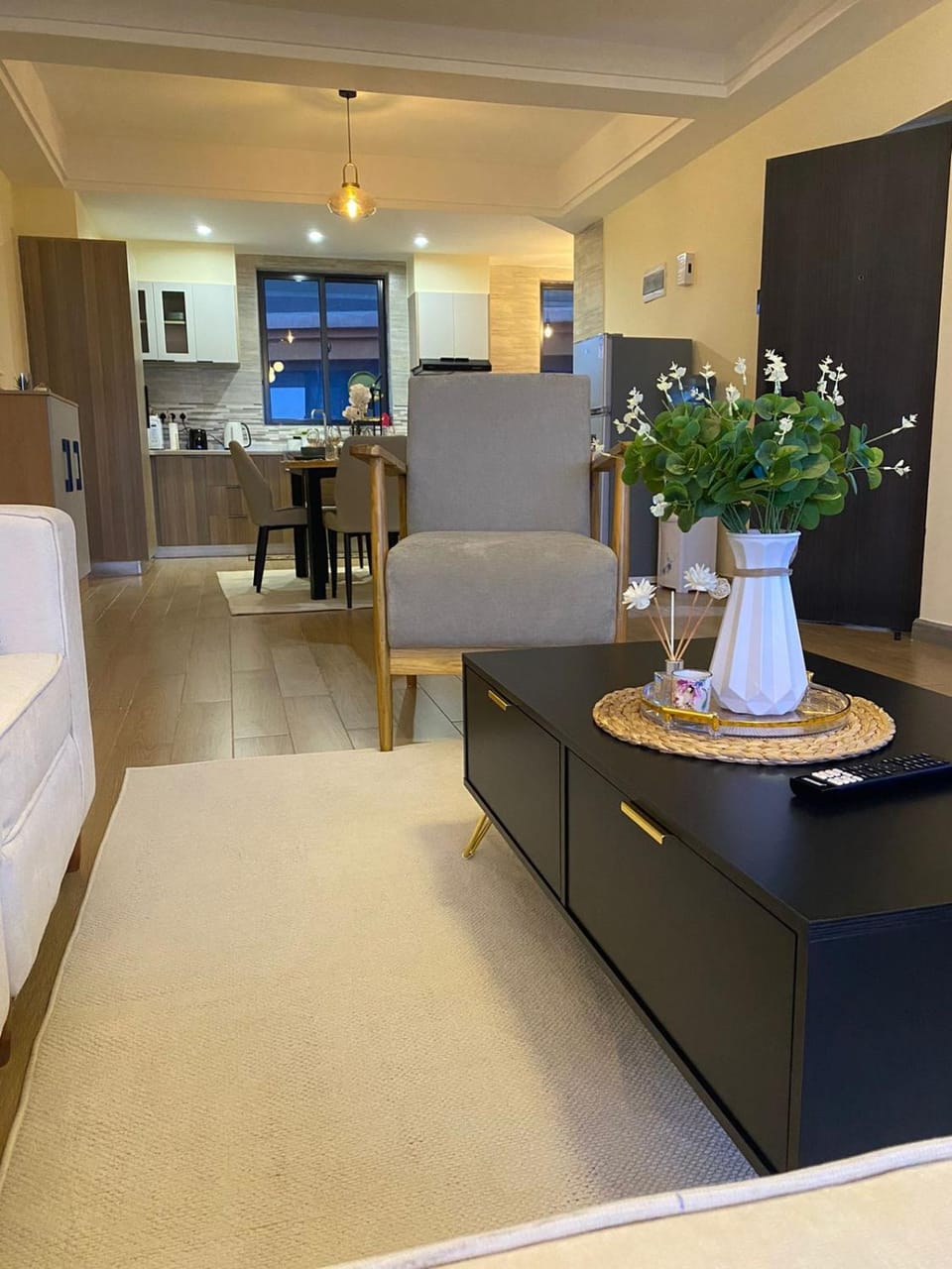 Living room, Dining area