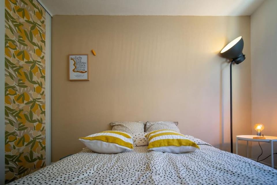 Appartement tout equipe à coté de la Marseille Timone Apartment in Marseille