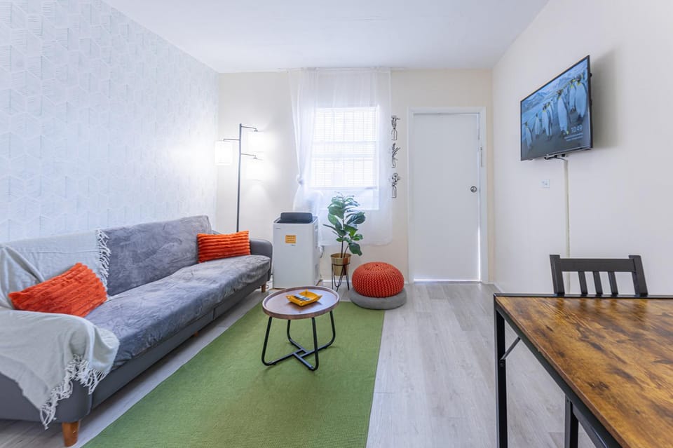 1BR Little Havana Gem with Free Parking Apartment in Brickell