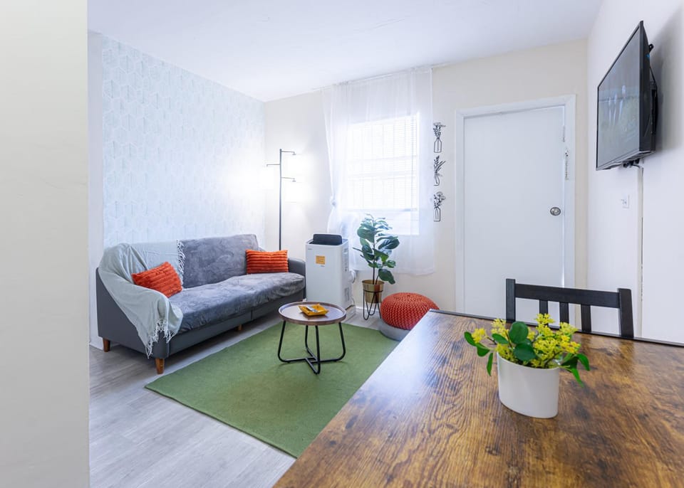 1BR Little Havana Gem with Free Parking Apartment in Brickell