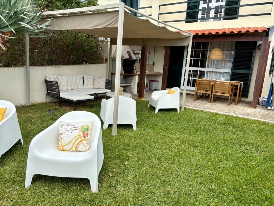 Patio, Spring, Garden, Garden view, sunbed