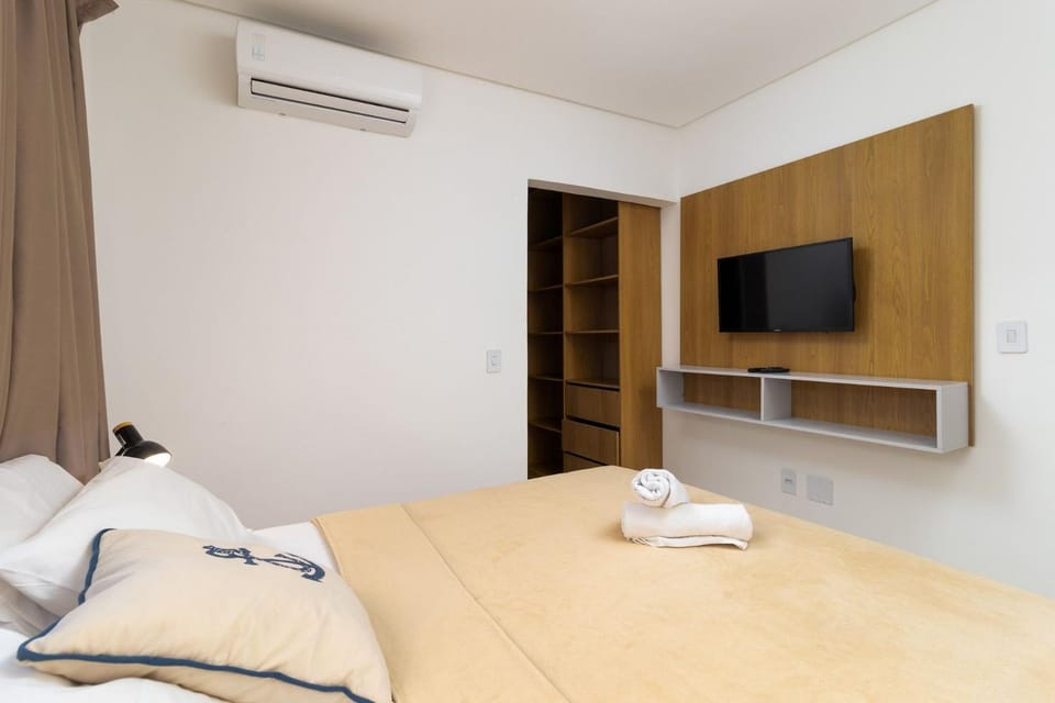 View (from property/room), Photo of the whole room, Bedroom