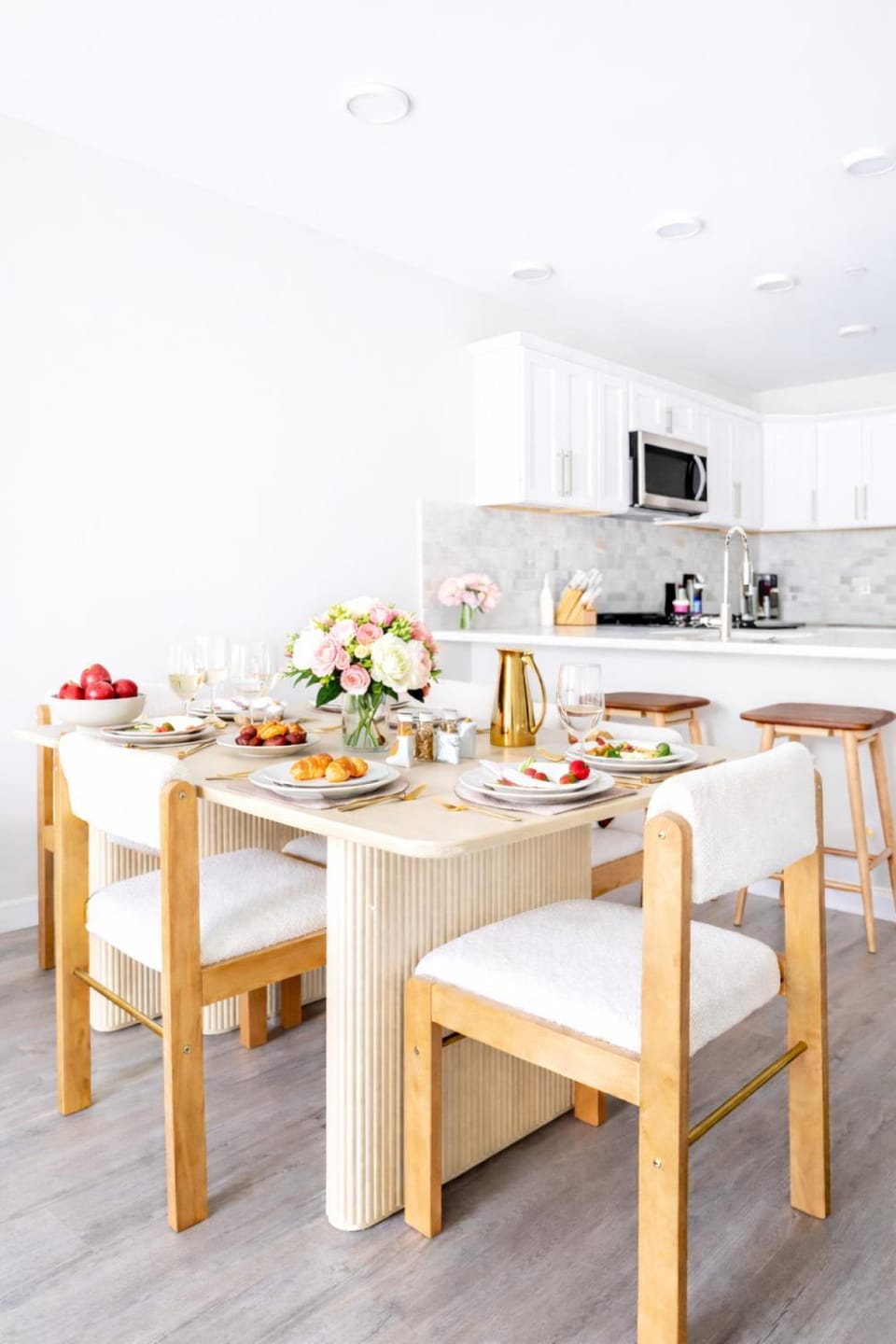 DTWN Yale Wooster Square Laundry Apartment in New Haven