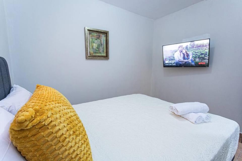 Casa Virginias 3 habitaciones hermosas Cerca al Aeropuerto House in San Pedro Sula