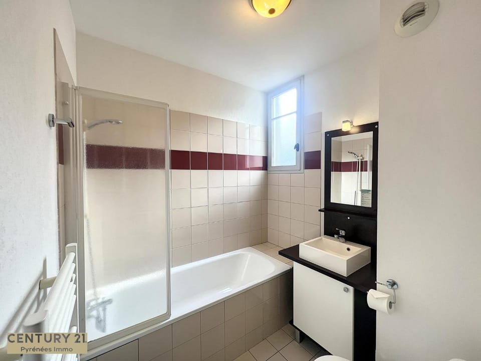 Bathroom, Bath