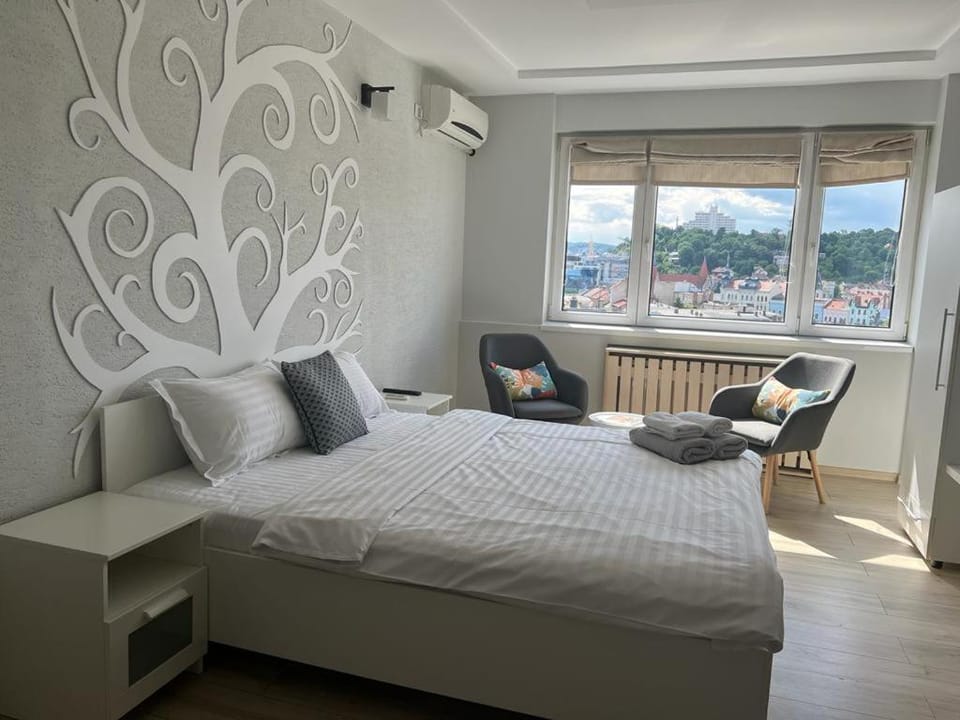 Bed, Bedroom, City view, air conditioner