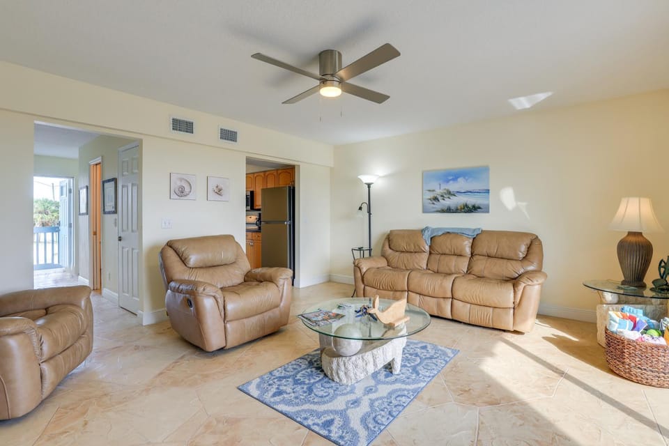 Oceanside: Beachfront Fort Pierce Retreat House in Fort Pierce