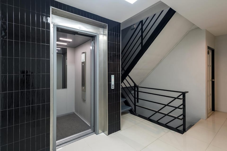 elevator
