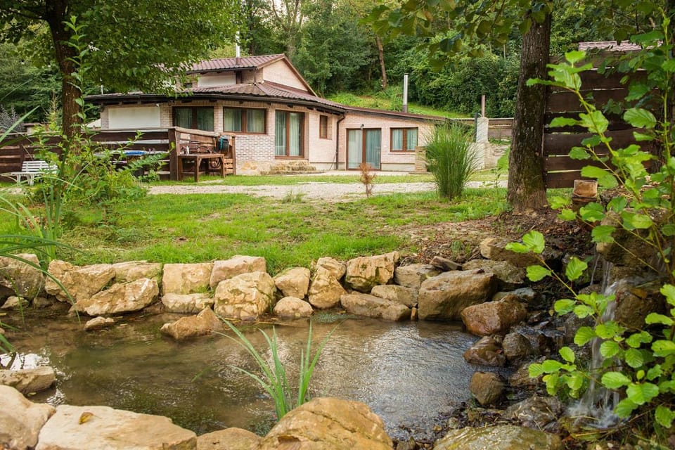 Garden, Lake view