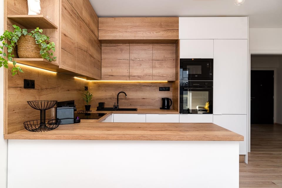 Kitchen or kitchenette, kitchen
