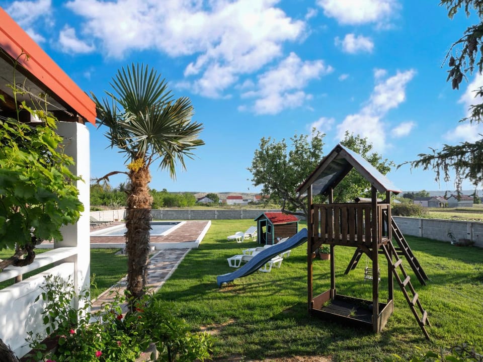 Spring, Day, Natural landscape, Children play ground, Garden, Garden view
