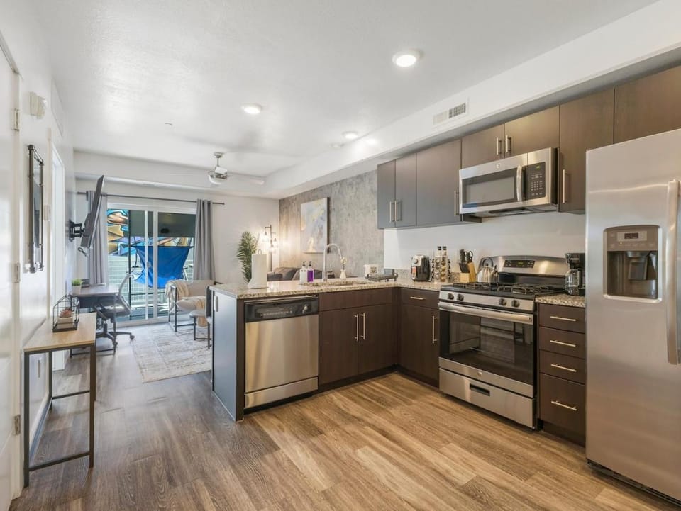 City Center Apartment - King Bed - Gym - Smart TV Apartment in Salt Lake City