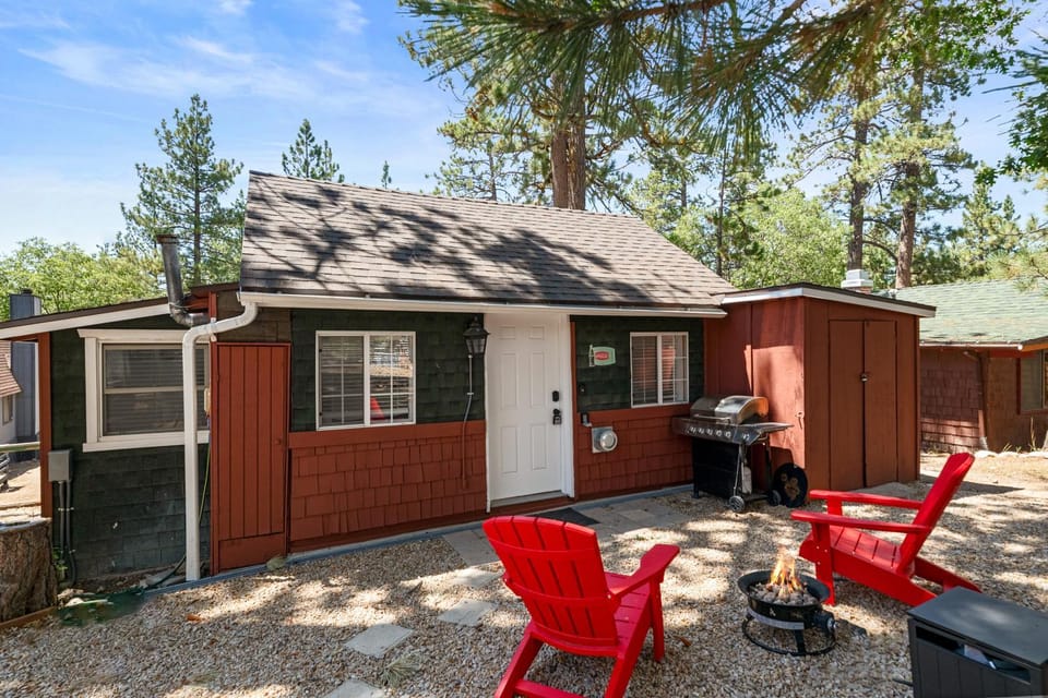 Property building, Patio, BBQ facilities
