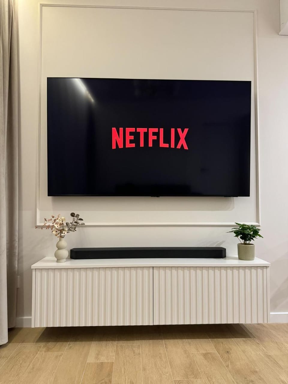 Communal lounge/ TV room, TV and multimedia, Evening entertainment