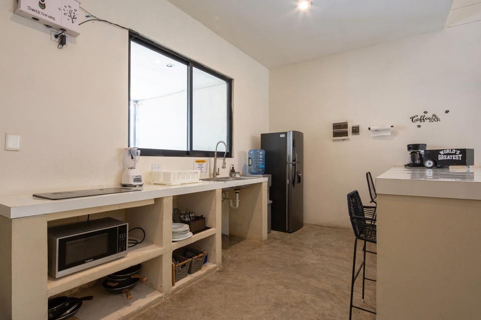 Kitchen or kitchenette, kitchen