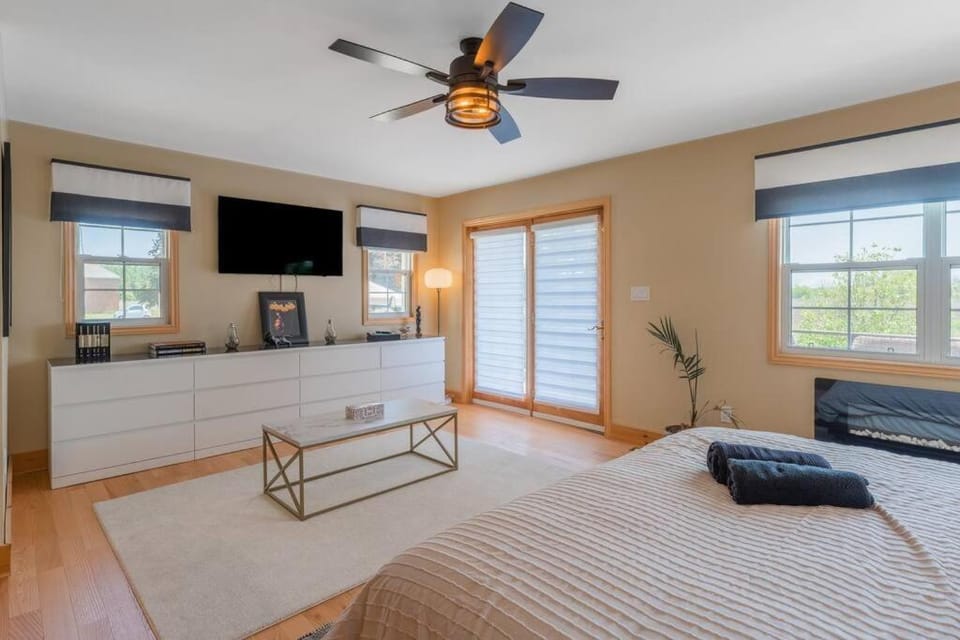 TV and multimedia, Bedroom