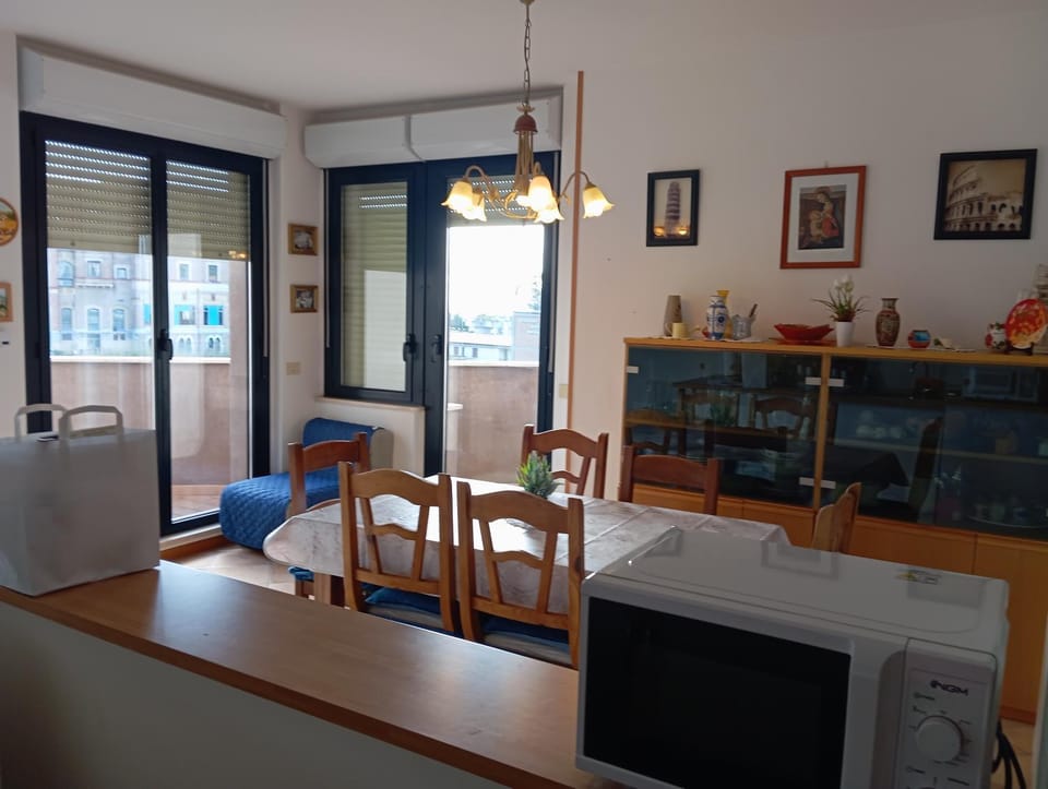 Franca's Home Apartment in Tuscany