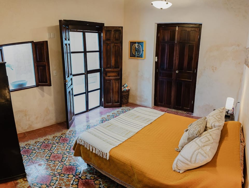 Bedroom, Inner courtyard view