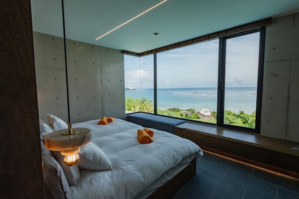 Bed, Photo of the whole room, Bedroom, Sea view, towels