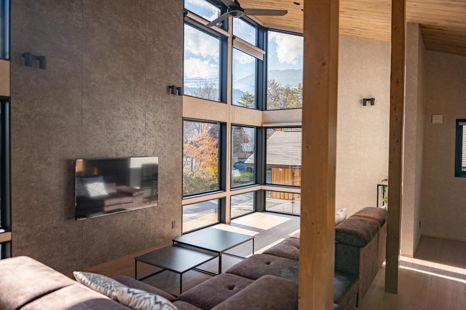 Communal lounge/ TV room, TV and multimedia, Living room, Photo of the whole room, Seating area, Evening entertainment