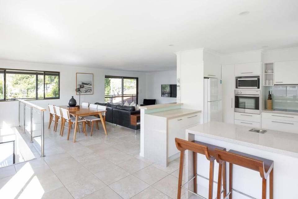 Belli Street by Noosa Secret Destinations - Short Walk to Hastings St House in Noosa Heads