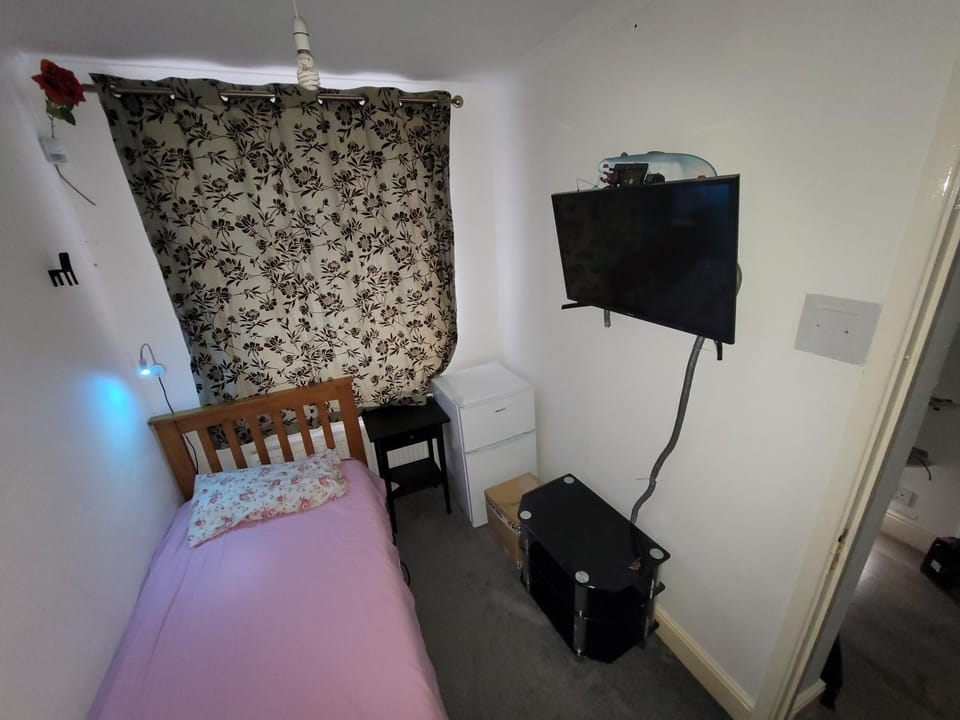 Private Kosy RoomZ Bed and Breakfast in London