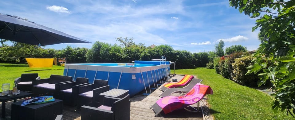 Garden, Swimming pool, Swimming pool
