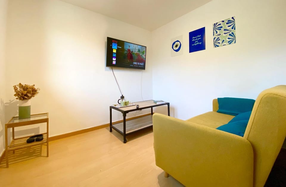 Le coin cosy des 4 têtes - balcon - vue montagnes - proche centre & gare Apartment in Haute-Savoie