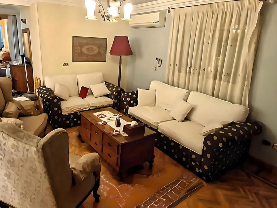 شقة مشرقه بالقرب من مكرم عبيد مدينة نصر مع جميع المرافق Apartment in Cairo Governorate