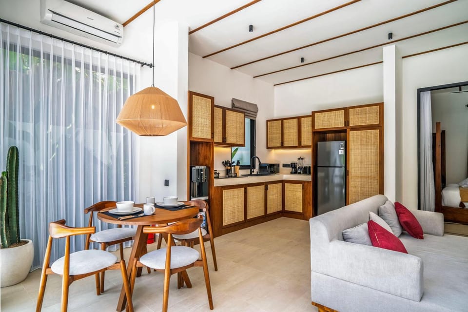 Kitchen or kitchenette, Living room, Dining area