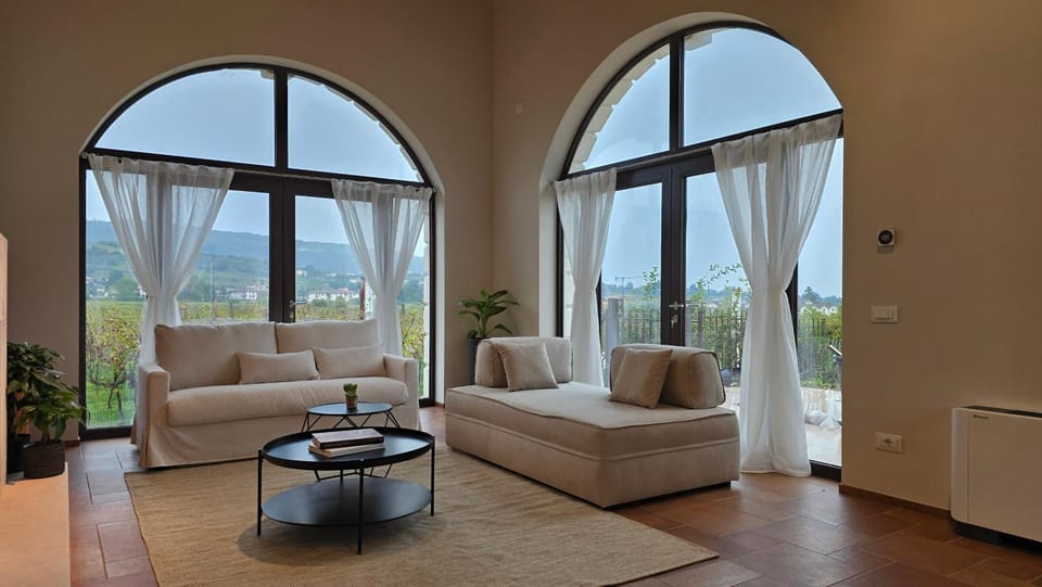 Living room, Seating area, Garden view, Inner courtyard view, Internal: Not applicable to any particular room