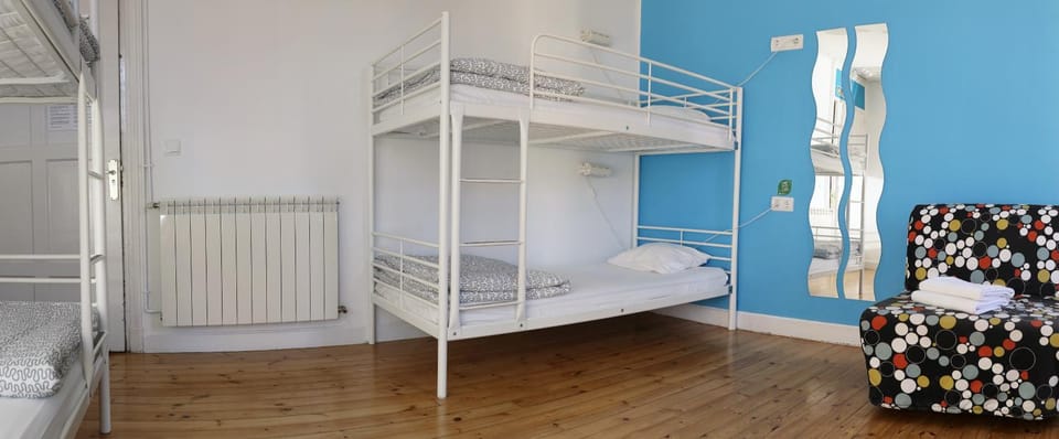 bunk bed