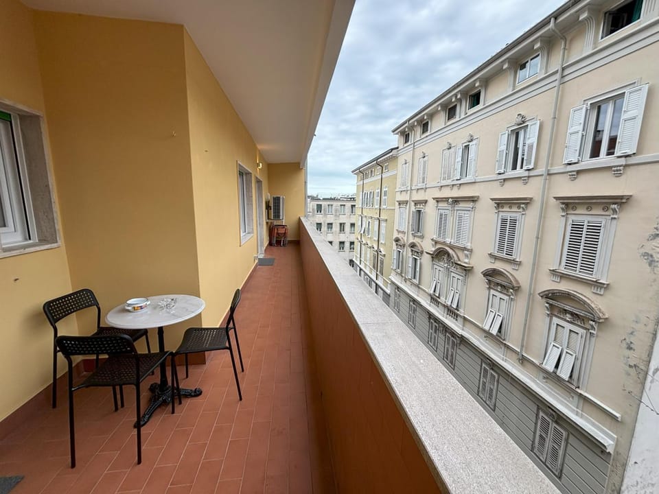 Balcony/Terrace, Balcony/Terrace