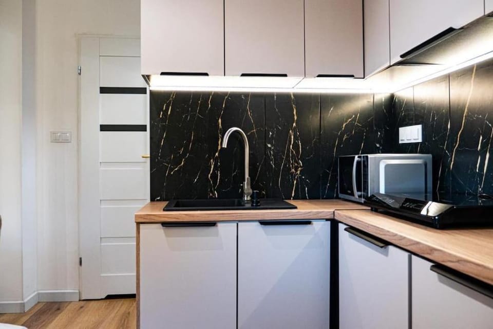 Mała Kawalerka Spokojna Okolica, Świetny Dojazd Apartment in Warsaw