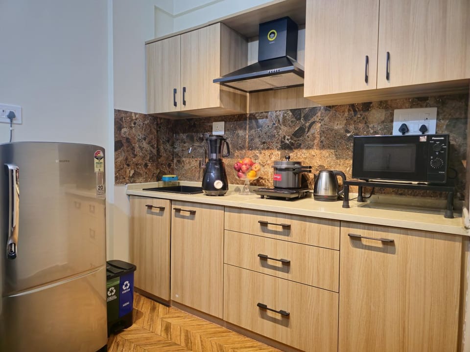 Kitchen or kitchenette, kitchen