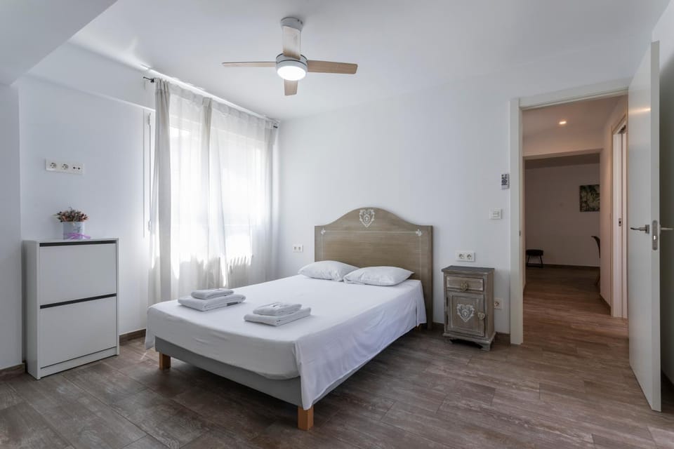 VALERIA DREAMS - Maestro Luna 4º Apartment in Zaragoza