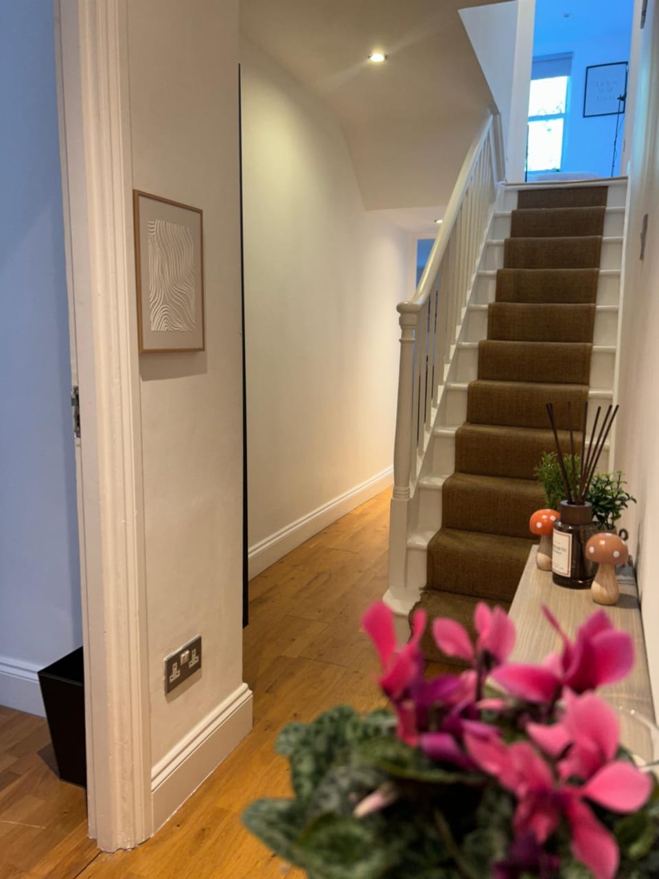 Central 2 bedroom Kennington House Apartment in London Borough of Southwark