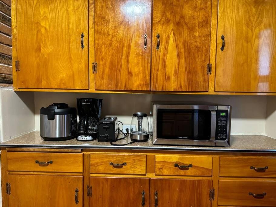 Ferry Getaway Home! Apartment in Niagara Falls