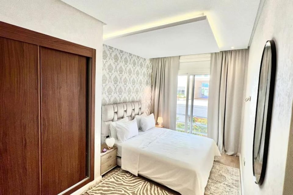 Bed, TV and multimedia, Photo of the whole room, Bedroom, wardrobe