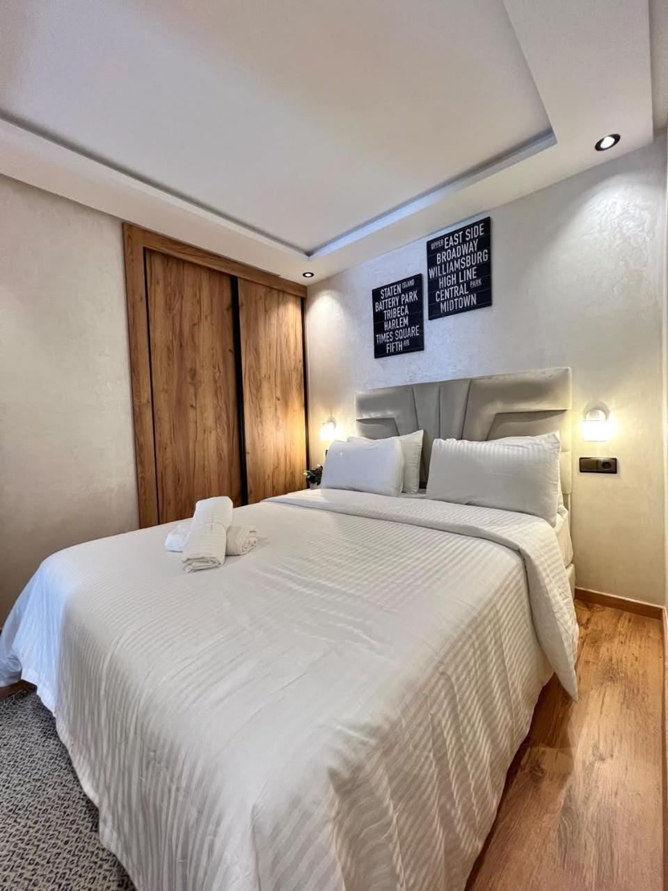 Villa Hotel By Carrousel Mall Rabat, All by Walking -5 Appartements- Apartment in Rabat