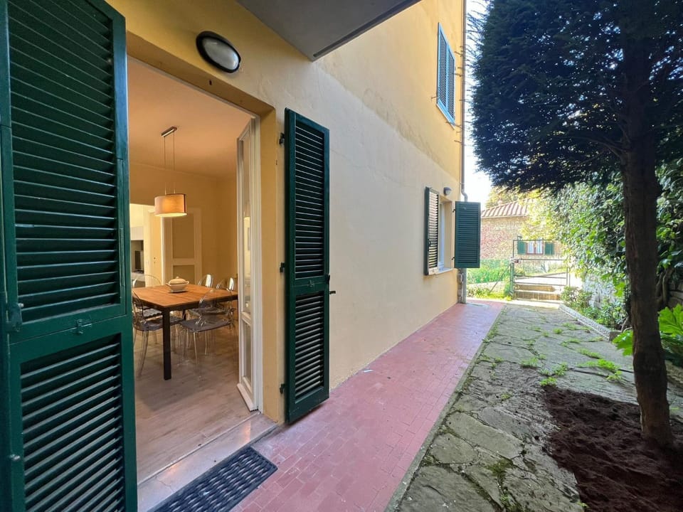 Property building, Garden, Balcony/Terrace, On site