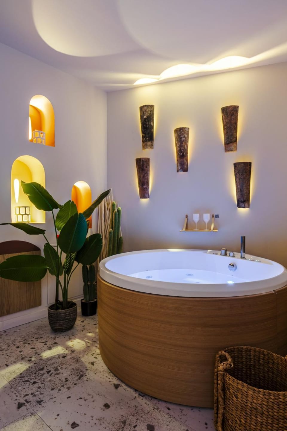 Suite romantique Ibiza, Jacuzzi, Spa Apartment in Strasbourg