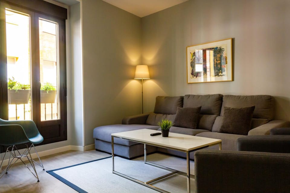 Living room, Seating area